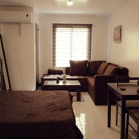 Darvy Suite Muntinlupa City Экстерьер фото