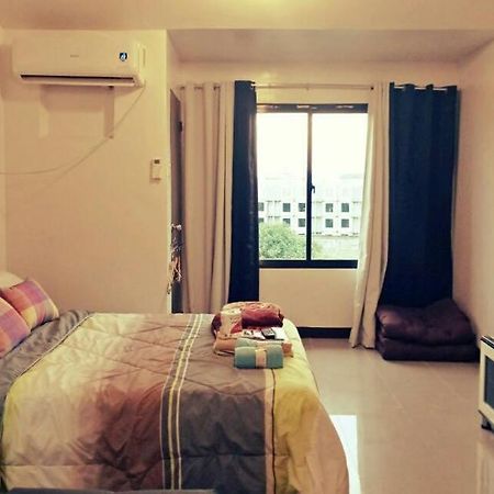Darvy Suite Muntinlupa City Экстерьер фото