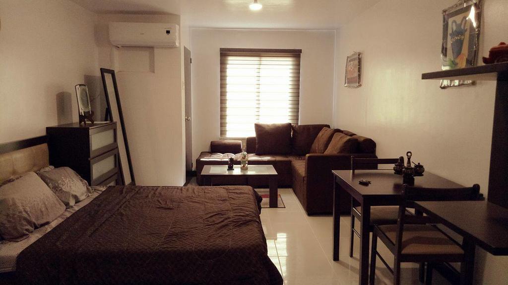 Darvy Suite Muntinlupa City Экстерьер фото